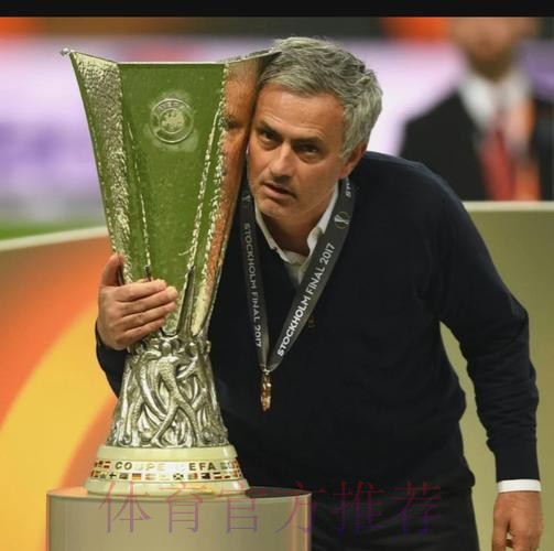 都体:相比于重返皇马 C罗更有可能回归曼联 都体:相比于重返皇马 C罗更有可能回归曼联